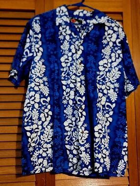Men's Blue Floral Casual Button-Down Shirt